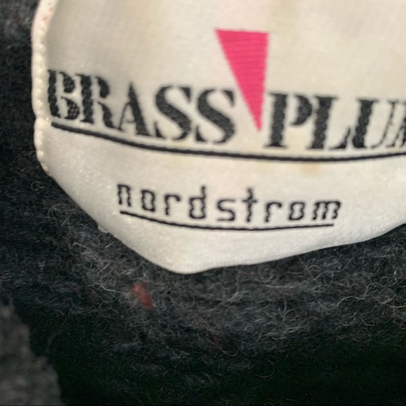 Nordstrom Brass Plum vintage wool sweater gray and red size medium - Picture 6 of 7